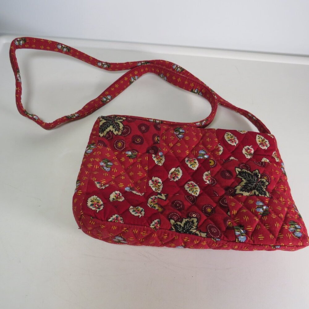 Vera Bradley Vintage Quilted Crossbody Bag Purse Provincial Red pattern